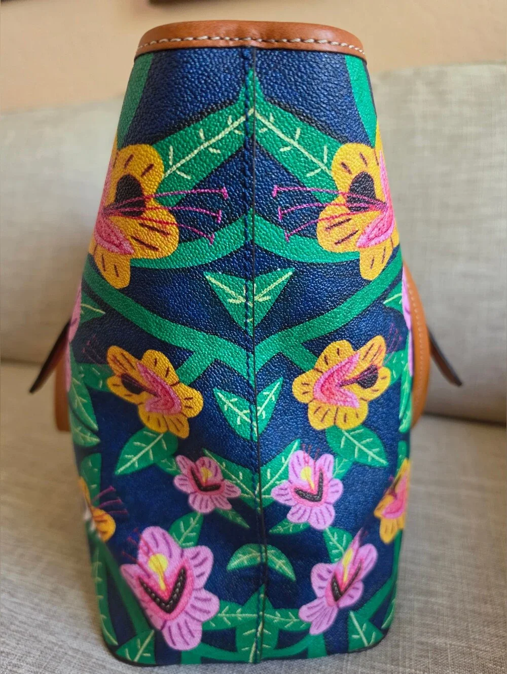 Dooney & Bourke Islamorada Dover Tote - Picture 3 of 15